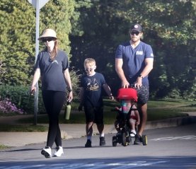 Los Angeles, CA  - *EXCLUSIVE*  - Chris Pratt takes a family walk with his pregnant wife Katherine Schwarzegger and kids Jack and Lyla. Chris held on to Lyla's baby doll and showed her birds in the tree.

Pictured: Chris Pratt, Katherine Schwarzenegger

BACKGRID USA 18 FEBRUARY 2022 

BYLINE MUST READ: BACKGRID

USA: +1 310 798 9111 / usasales@backgrid.com

UK: +44 208 344 2007 / uksales@backgrid.com

*UK Clients - Pictures Containing Children
Please Pixelate Face Prior To Publication*