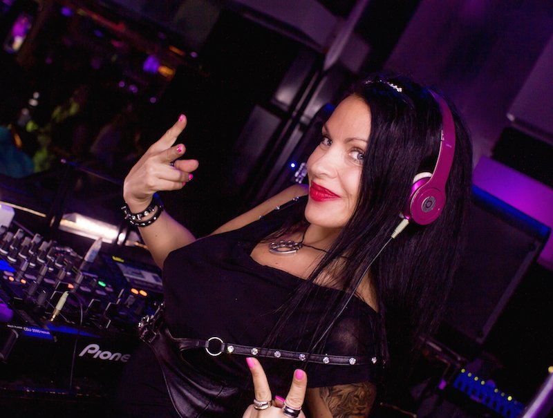 Introducing Global Superstar ANGELA PANDELIS a Talented Greek American DJ Living in Dubai Introducing Global Superstar ANGELA PANDELIS a Talented Greek American DJ Living in Dubai