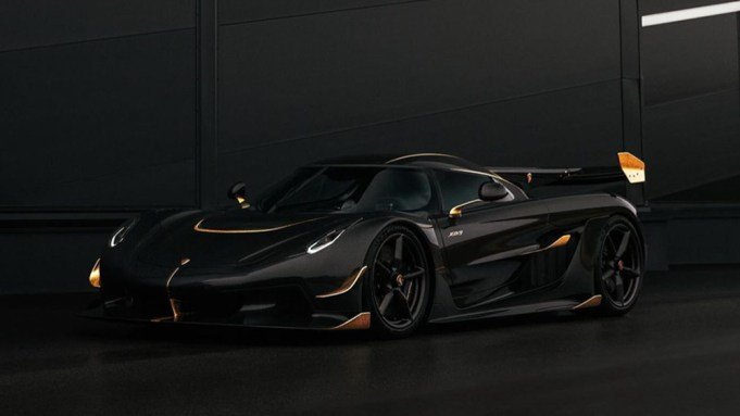 This New Koenigsegg Hypercar Is a Ludicrous One-Off With 24-Karat Gold Accents