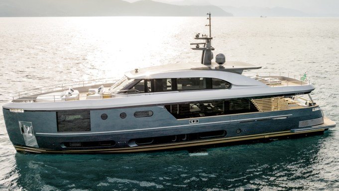 What It’s Like Onboard Azimut’s New 98-Foot Magellano Flagship
