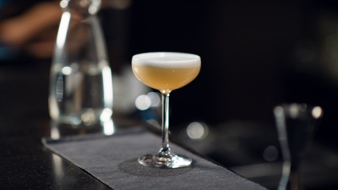 Methods to Make an Absinthe Suissesse, the Decadent Cocktail That Let’s You Chase the Fairy